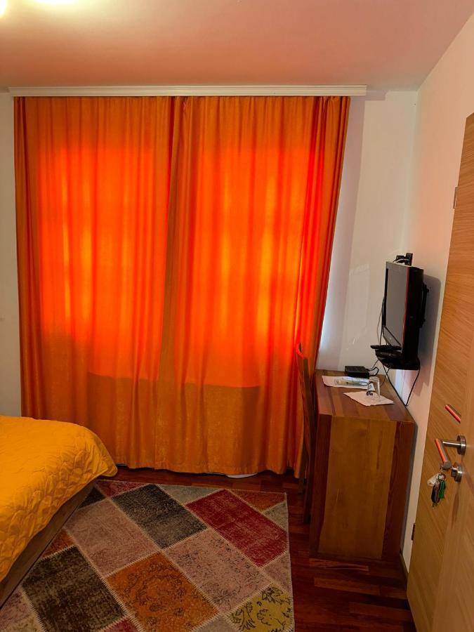Apartments Prizreni 외부 사진